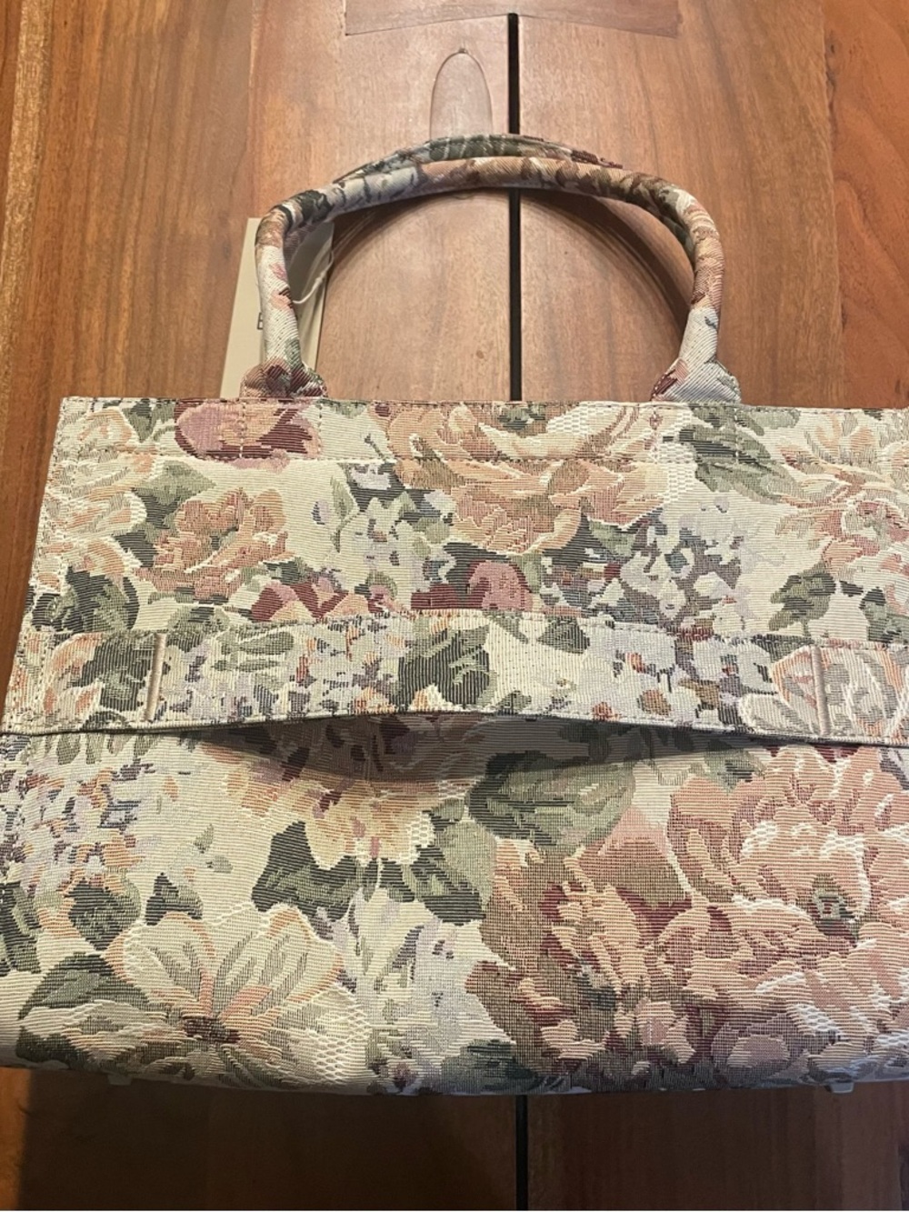 BEIS The Book Tote in Vintage Floral NWT - Picture 7 of 16